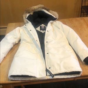 Canada goose Victoria fur hood parka in white!